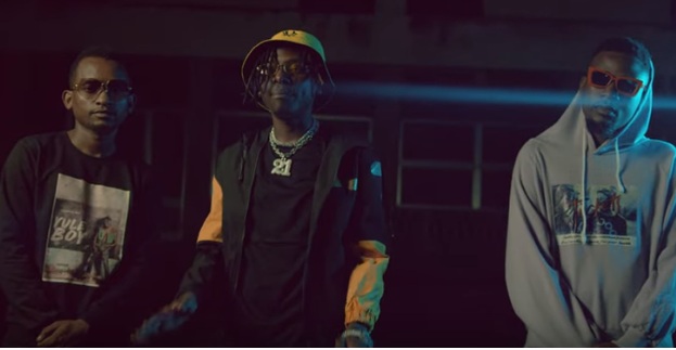 Country Boy ft Young Lunya & Zima Olaitan – TELL EM