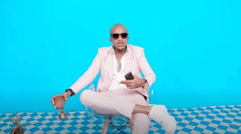 Download CMB Prezzo ft P Unit – HOP STEP Mp4 (Official Music Video)