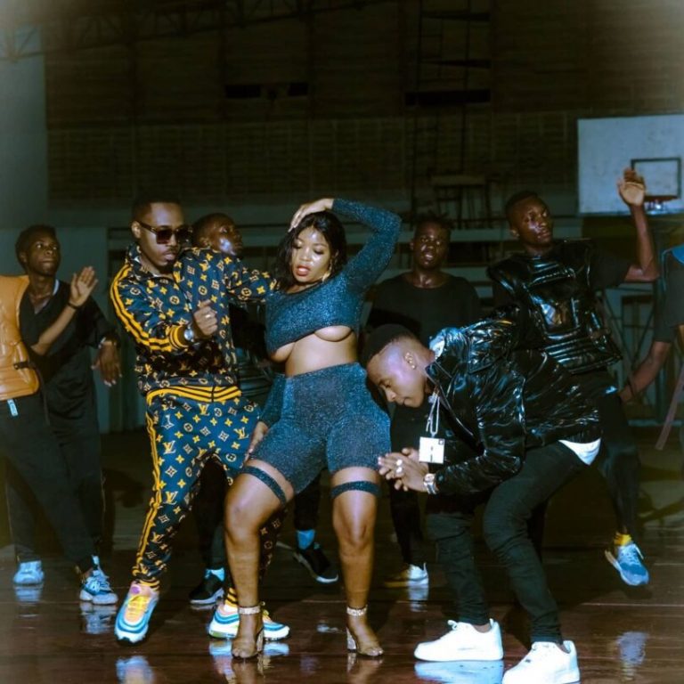 VIDEO: Roberto Ft Ibraah - Work Mp4 Download