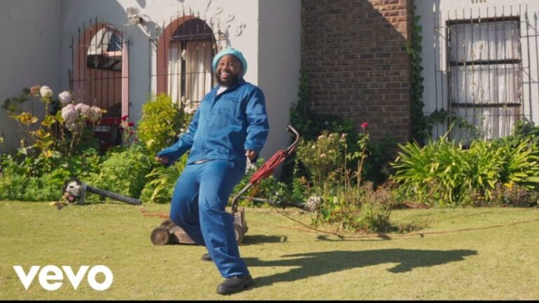 VIDEO: Cassper Nyovest Ft Abidoza, Boohle – Siyathandana Mp3 Download
