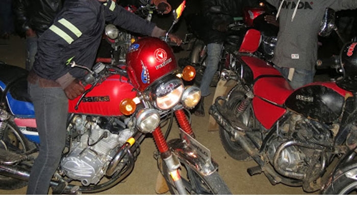 Angalia Jamaa Huyu Alivyowakomoa Wezi Wa Boda Boda
