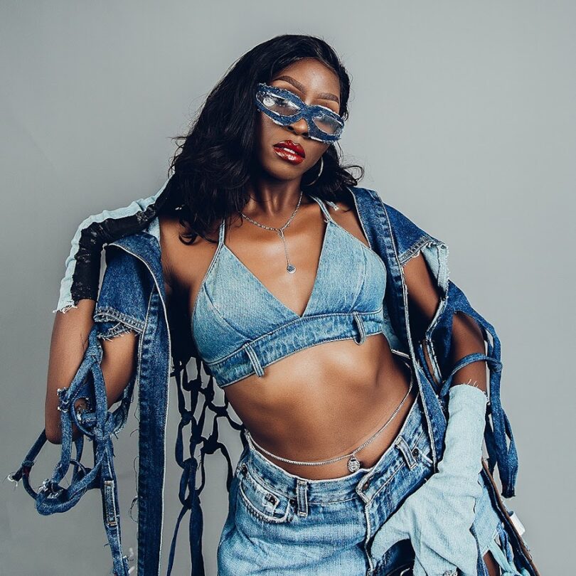 AUDIO: Mchina Mweusi Ft Phina - Nikiachwa Kama Nimeacha Mp3 Download