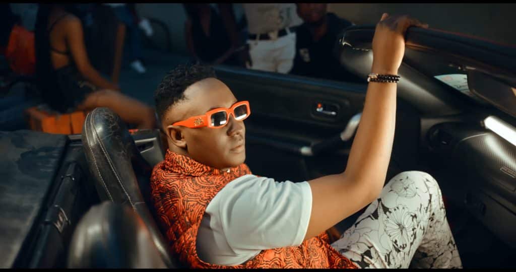 VIDEO: Manengo Ft Darassa - Funga Kazi Mp4 Download