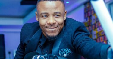 AUDIO: Alikiba Ft Tommy Flavour - Huku Mp3 Download