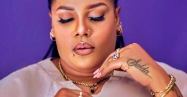 AUDIO: Easyman Ft Isha Mashauzi - Siyawezi Mp3 Download