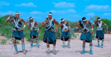 AUDIO: Mayiku Sayi Ft Limbu luchangula - Jiwe La Gizani Mp3 Download