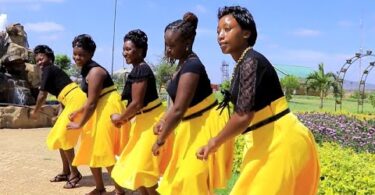 AUDIO: Christ The King Catholic Church Choir - Utukufu Mp3 Download