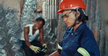 VIDEO: Yammi Ft Mdogo Sajent - Sijafunzwa Mp4 Download